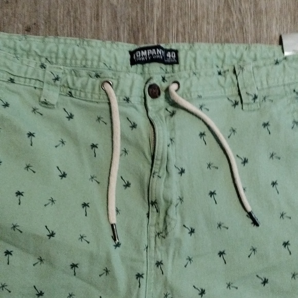 Company eigthy one men' s shorts Size 40 color mint. - Picture 3 of 6